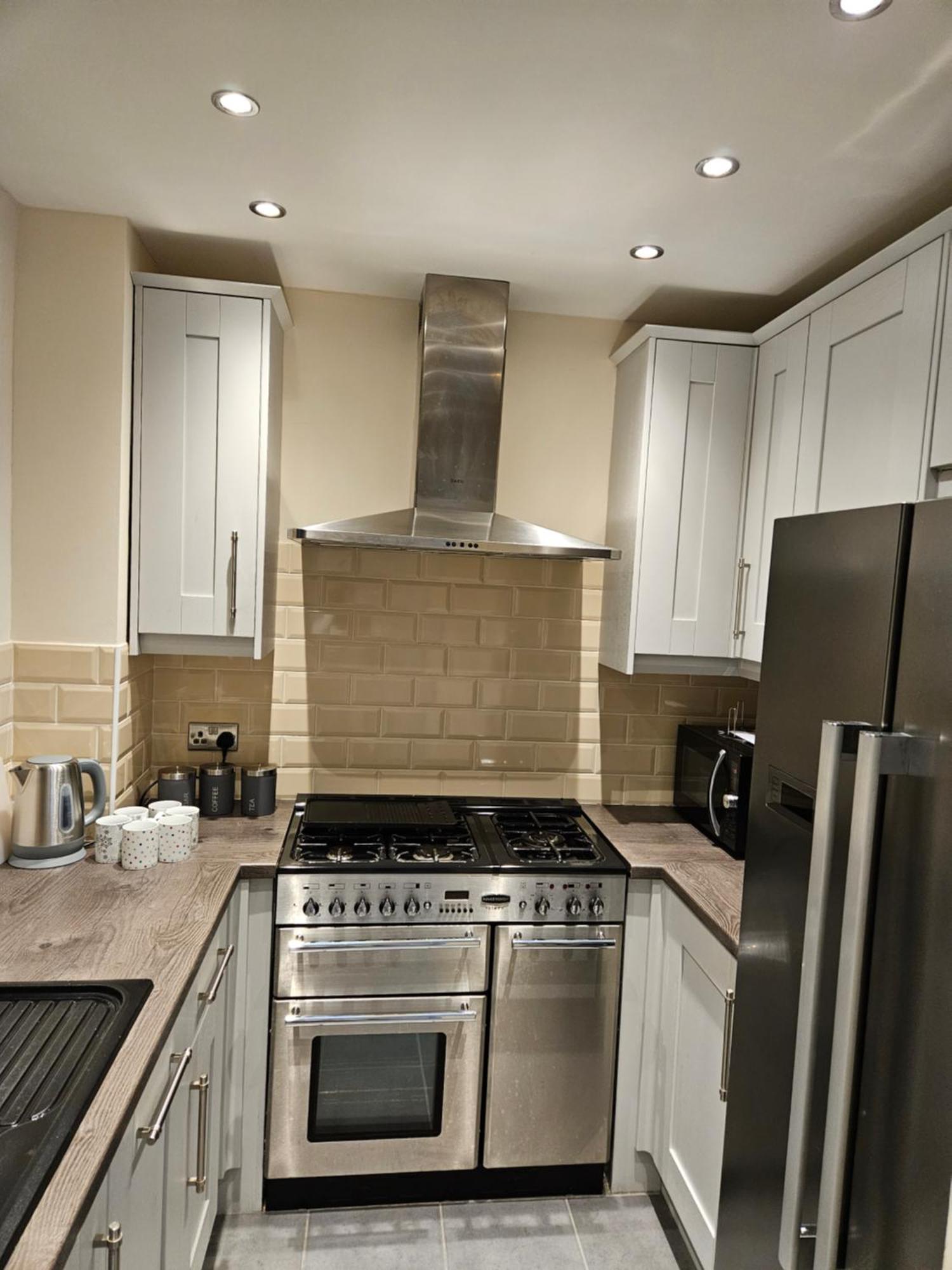 Lister Park Bradford 2Bed Detached Cottage House Parking Cinema Screen Games Room Exterior photo