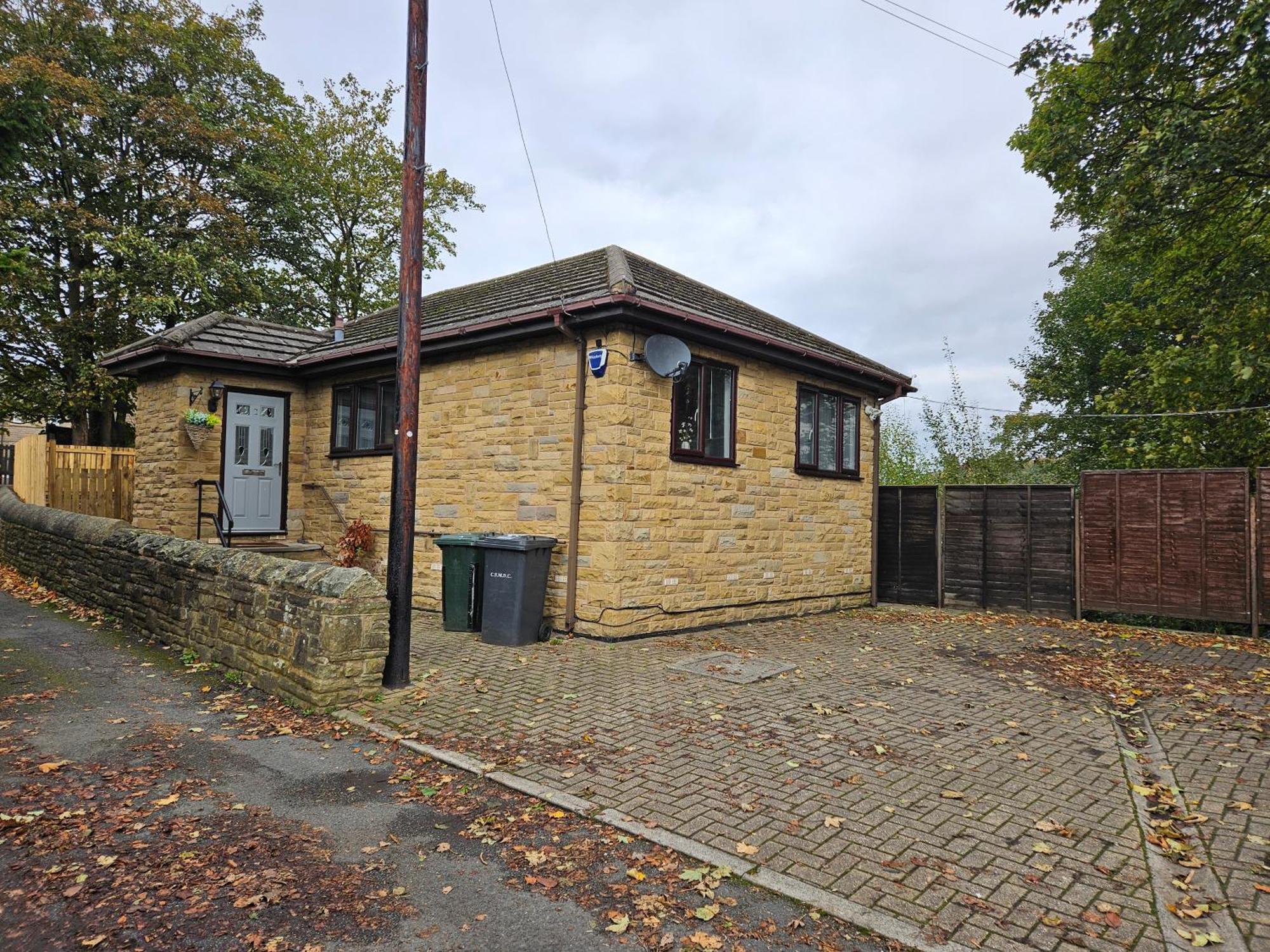 Lister Park Bradford 2Bed Detached Cottage House Parking Cinema Screen Games Room Exterior photo